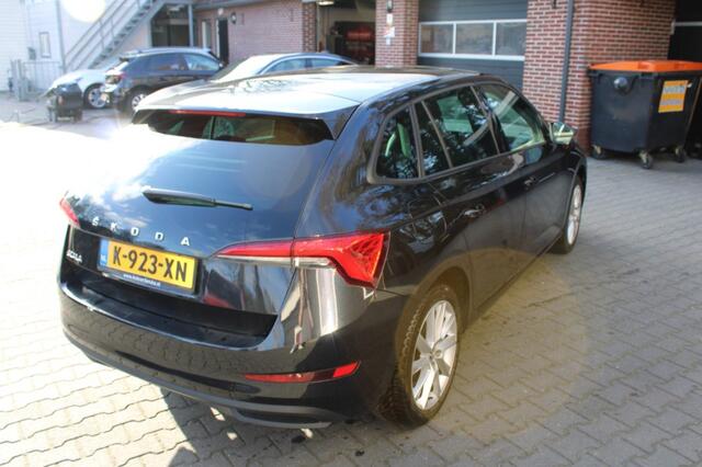 Skoda SCALA 1.0 TSI Sport business - virtual cockpit - Carplay - pano dak