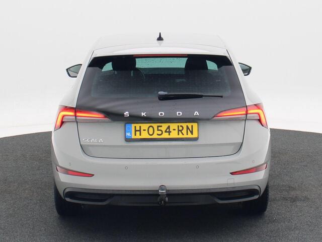 Skoda SCALA 1.0 TSi 115 Pk Automaat Ambition | Parkeersensorn | Cruise | Carplay | Trekhaak | 16 Inch | 95.577 Km !!