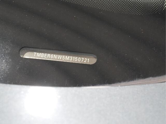 Skoda SCALA 1.0 TSI 110pk DSG Clever Clima Camara Navi via App 17"velgen Privacy glass 173