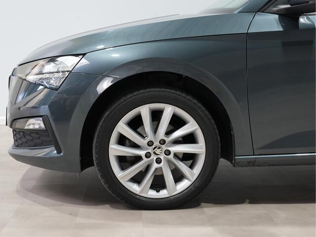 Skoda SCALA 1.0 TSI 110pk DSG Clever Clima Camara Navi via App 17"velgen Privacy glass 173