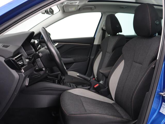 Skoda SCALA 1.0 TSI Business Edition | Panoramadak | Stoelverwarming | Adaptive cruise | Carplay | Full LED | Navigatie | Parkeerhulp | Climate control | DAB | Getint glas