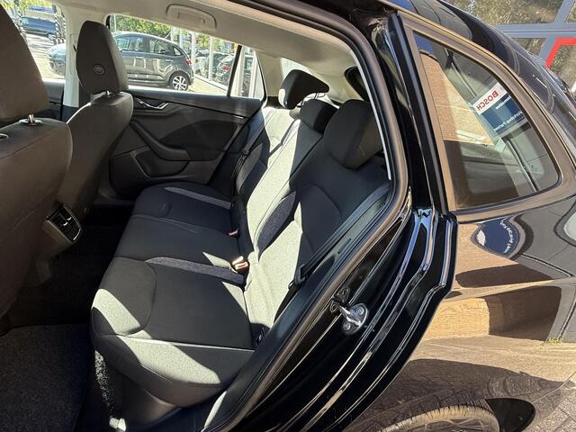 Skoda SCALA 1.0 TSI Active / Airco/ Apple carplay/ Cruise/ PDC/ LED/ LMV