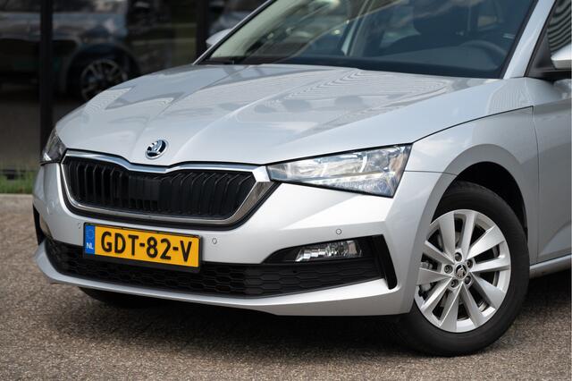 Skoda SCALA 1.0 TSI 110pk Ambition | Trekhaak | Navi by App | Camera | Cruise | Stoelverw. | PDC V+A