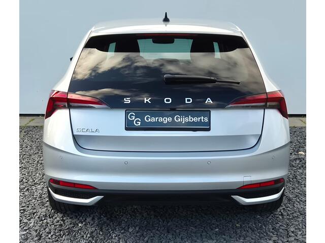 Skoda SCALA 1.0 TSI Selection Camera achter - Keyless - 16 Lichtmetaal - Led Koplampen - Image Pakket - Licht en Regen sensor - Skoda Care Connect service - Virtual cockpit - PDC voor en achter
