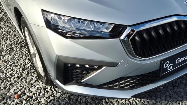 Skoda SCALA 1.0 TSI Selection Camera achter - Keyless - 16 Lichtmetaal - Led Koplampen - Image Pakket - Licht en Regen sensor - Skoda Care Connect service - Virtual cockpit - PDC voor en achter
