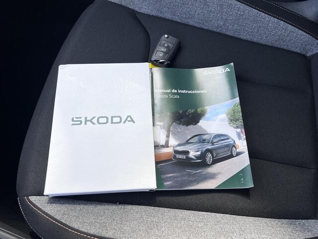 Skoda SCALA 1.0 TSI Selection / Fabrieksgarantie t/m 6-2027 / Apple Carplay/Android Auto / Climate Control / Cruise Control / Comfort pakket / Achteruitrijcamera /