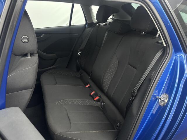 Skoda SCALA 1.0 TSI 115pk Ambition | Pack Image | 17"velgen | Parkeersensoren |