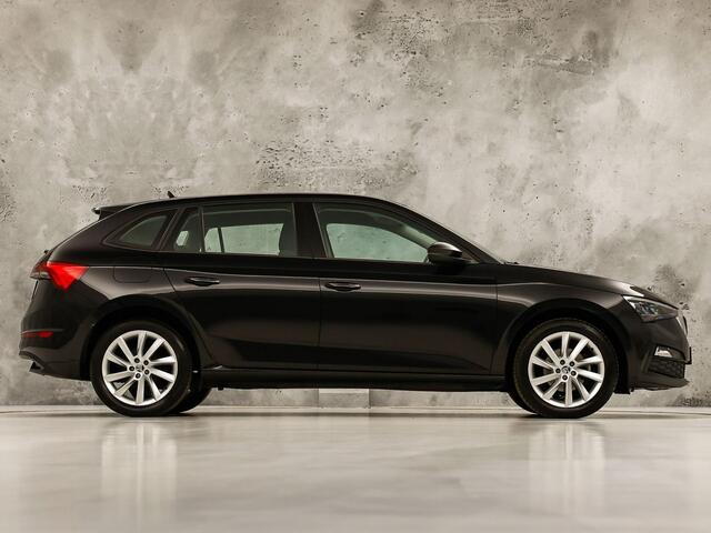 Skoda SCALA 1.0 TSI Business Sport Automaat (GROOT NAVI, VIRTUAL COCKPIT, APPLE CARPLAY, STOELVERWARMING, NIEUWE APK, NIEUWSTAAT)