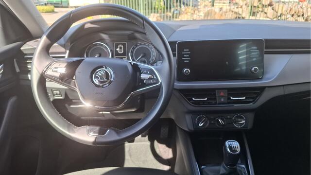 Skoda SCALA 1.0 TSI Ambition Navi by App / Cruise / PDC / HAL