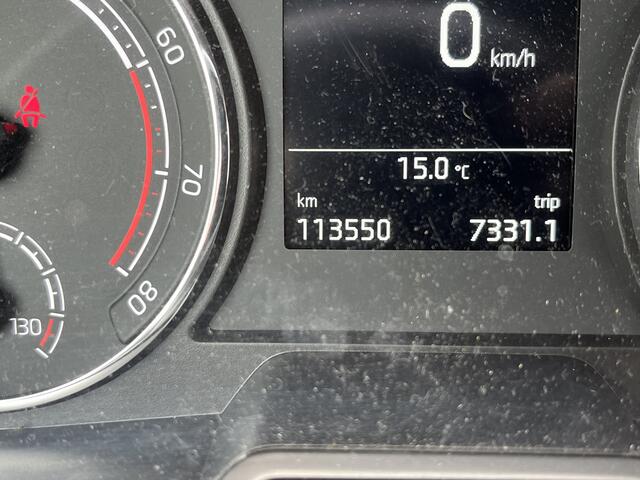 Skoda SCALA 1.5 TSI Sport Business / AUTOMAAT/ 150 PK/ TREKHAAK/ CRUISE/ SMARTLINK/ PARK. SENSOREN/ CLIMATE/ STOELVERWARMING/ 18" LMV