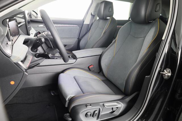 Skoda SUPERB Combi 1.5 TSI iV First Edition 204pk Plug in Hybrid | Panoramadak | Trekhaak wegklapbaar | Canton Soundsystem