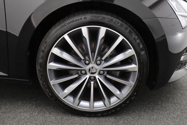 Skoda SUPERB Combi 1.5 Aut. TSI 150 PK Business+ Memory Trekhaak 19' LMV