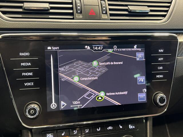Skoda SUPERB 1.4 TSI iV Sportline Business | Navigatie/Android/Apple Carplay | LM Velgen 18" | Elektrisch Glazen Panoramadak | Voorstoelen/Stuurwiel Verwarmd | Cruise Control |