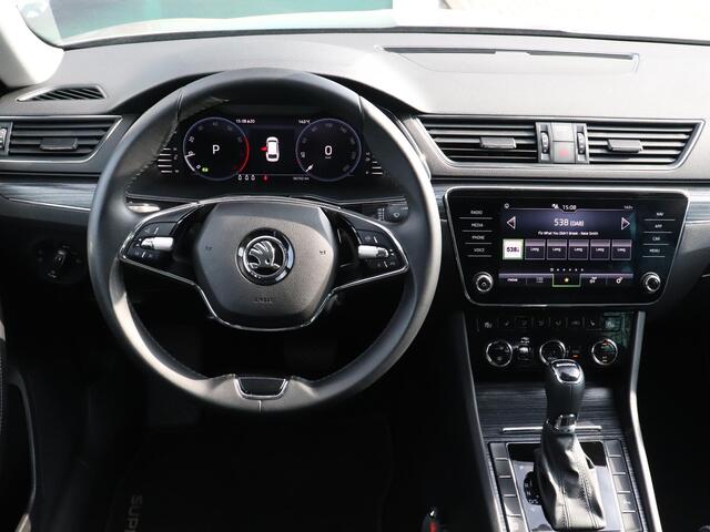 Skoda SUPERB Combi Business Edition Plus 1.5 TSI 150pk AUTOMAAT | Trekhaak | Achteruitrijcamera | Stoelverwarming | Elek. verstelbare bestuurdersstoel | Keyless |