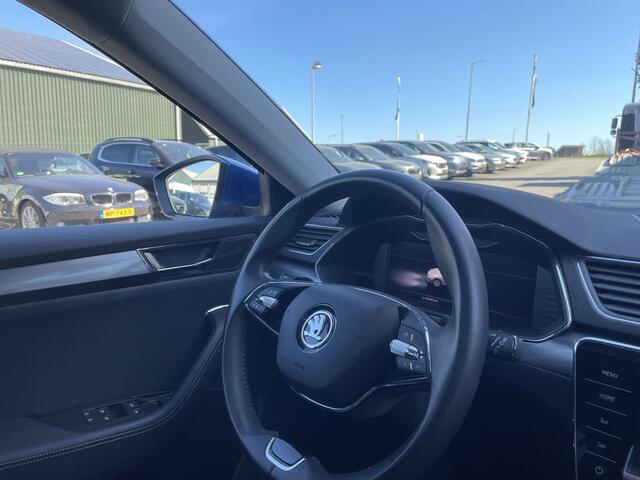 Skoda SUPERB Combi 1.4 TSI iV Plugin Hybrid, Panorama/schuifdak, elektrische trekhaak, extra set velgen met winterbanden