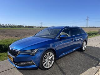 skoda-superb-combi-1.4-tsi-iv-plugi