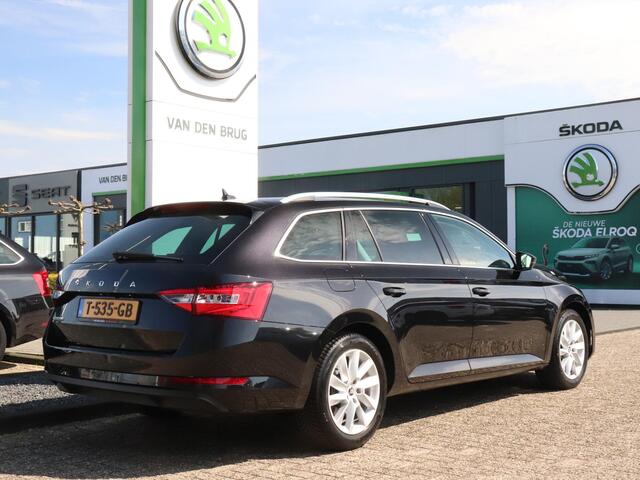 Skoda SUPERB Combi Business Edition Plus 1.5 TSI 150pk AUTOMAAT | Trekhaak | Achteruitrijcamera | Stoelverwarming | Elek. verstelbare bestuurdersstoel | Keyless |