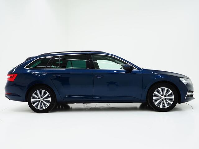 Skoda SUPERB Combi 1.4 TSI iV 218PK | Panoramadak | Trekhaak | Camera | Keyless | Adaptive Cruise | Carplay