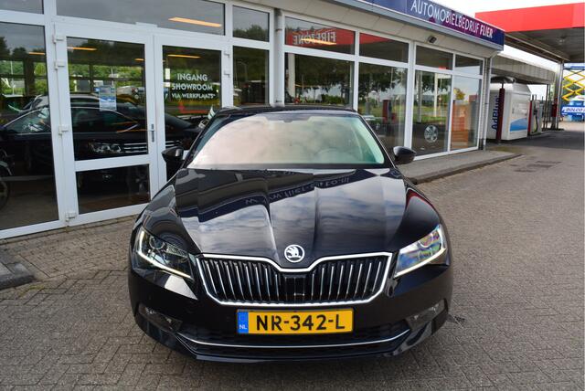 Skoda SUPERB 1.4 150PK TSI DSG Ambition Business | ACT | Orig. NL | Clima | PDC |
