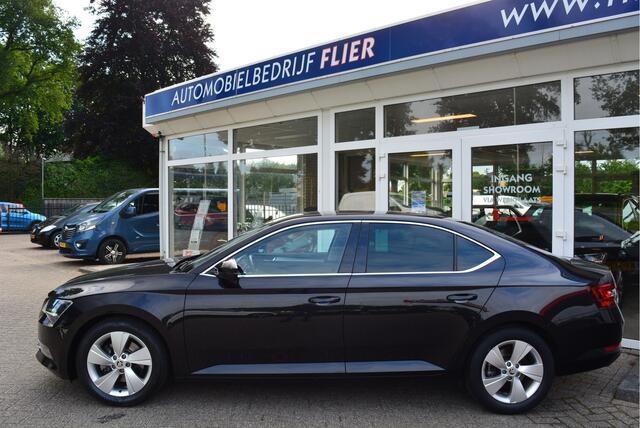Skoda SUPERB 1.4 150PK TSI DSG Ambition Business | ACT | Orig. NL | Clima | PDC |