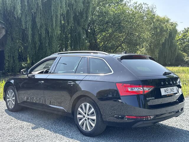 Skoda SUPERB Combi iV TSI 218PK DSG HYBRID BUSINESS AMBITION VIRTUAL/PDC/NAVI