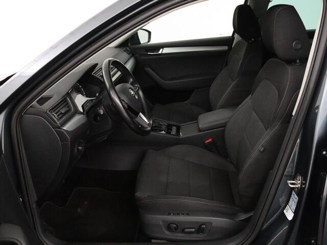 Skoda SUPERB 1.4 TSI Ambition | Panoramadak | Stoelverwarming | Trekhaak | Carplay | Memory | Navigatie | Climate control