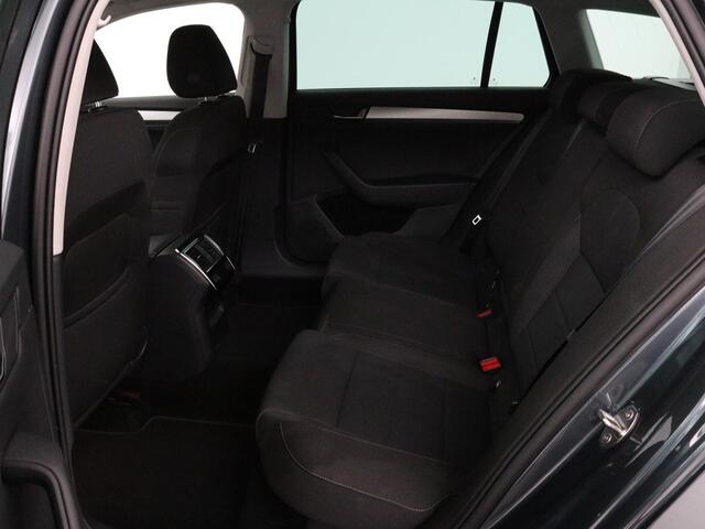 Skoda SUPERB 1.4 TSI Ambition | Panoramadak | Stoelverwarming | Trekhaak | Carplay | Memory | Navigatie | Climate control
