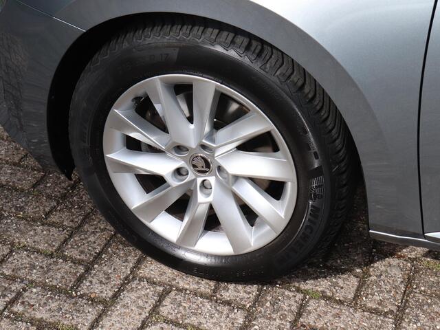 Skoda SUPERB 1.5 TSI 150pk AUTOMAAT Ambition Business