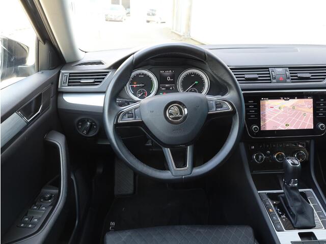 Skoda SUPERB Combi iV 1.4 TSI PHEV 218PK | Navigatie | Carplay/Android | Stoelverwarming |