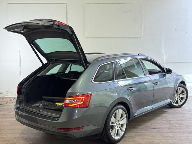 Skoda SUPERB Combi iV TSI 218PK [PHEV] BUSINESS VIRTUAL/CAMERA/ACC/STUURW. VERW.