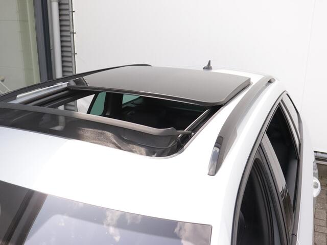 Skoda SUPERB Combi 1.4 TSI iV Sportline Business | Trekhaak | Dynamic Chassis Control | Pano | Camera | Dodehoekdetectie | Stoelverwarming V+A | Stuurverwarming |