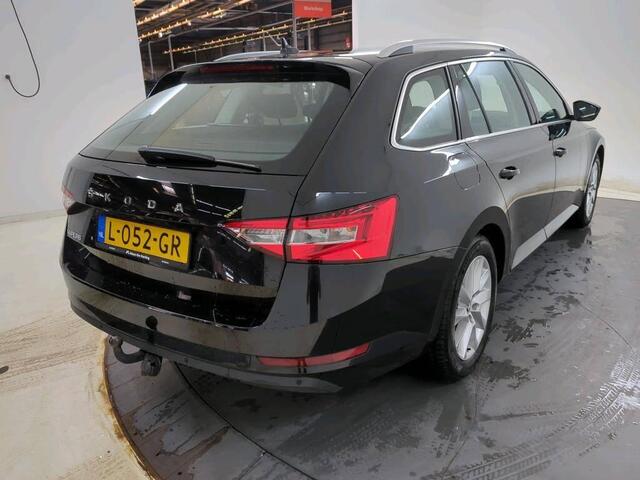 Skoda SUPERB COMBI 1.5 TSI ACT BUSINESS EDITION PLUS I AUTOMAAT I TREKHAAK (1600KG) I DEALER ONDERHOUDEN I CAMERA I CARPLAY