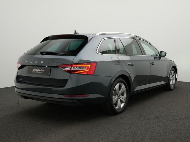 Skoda SUPERB Combi 1.4 TSI 218 pk DSG iV Business Edition | Achteruitrijcamera | Navigatie | Stoelverwarming