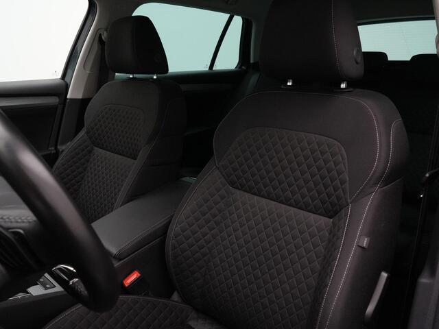 Skoda SUPERB Combi 1.4 TSI 218 pk DSG iV Business Edition | Achteruitrijcamera | Navigatie | Stoelverwarming