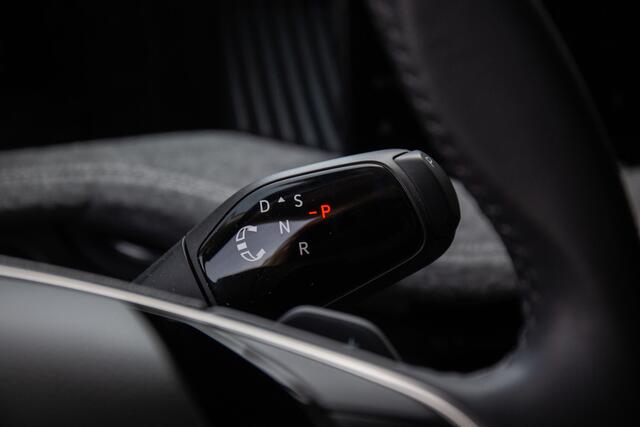 Skoda SUPERB Combi 1.5 TSI MHEV Business Edition Nieuw model! , Adap. cruise, Trekhaak, HUD, VOL!