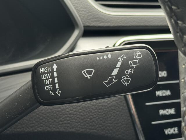 Skoda SUPERB Combi Hybrid 1.4 TSI iV PHEV Business Edition Plus Prijs Inclusief Onderhoud & 12 Maand BOVAG Garantie | Trekhaak | Stoelverwarming |