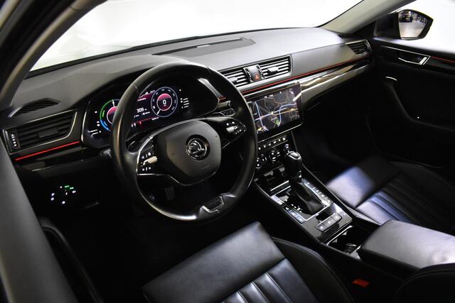Skoda SUPERB Combi iV TSI 218PK HYBRID DSG Laurin & Klement LEDER/CANTON/TREKHAAK