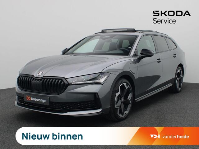 Skoda SUPERB Combi 1.5 TSI PHEV Sportline Business 204PK DSG Pano-Schuifdak, Matrix LED-verlichting, Achteruitrijcamera, Keyless, Side Assist, Memorystoel, Adaptieve Cruise Controle, Stoel-Stuurverwarming, Trekhaak, 19" LM Velgen