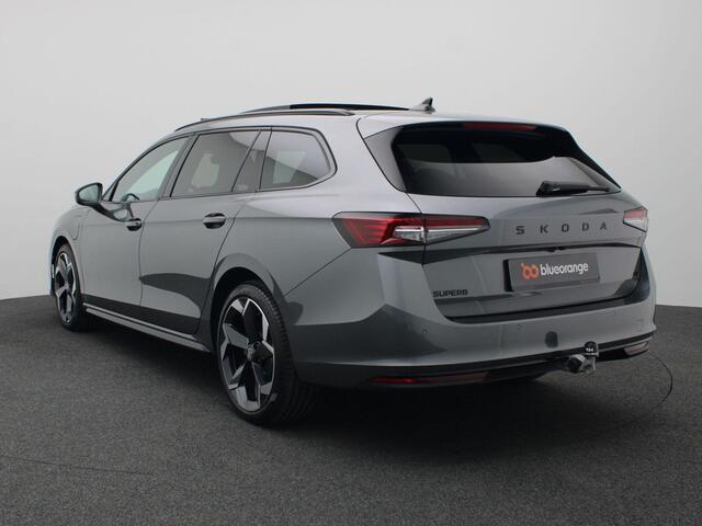 Skoda SUPERB Combi 1.5 TSI PHEV Sportline Business 204PK DSG Pano-Schuifdak, Matrix LED-verlichting, Achteruitrijcamera, Keyless, Side Assist, Memorystoel, Adaptieve Cruise Controle, Stoel-Stuurverwarming, Trekhaak, 19" LM Velgen