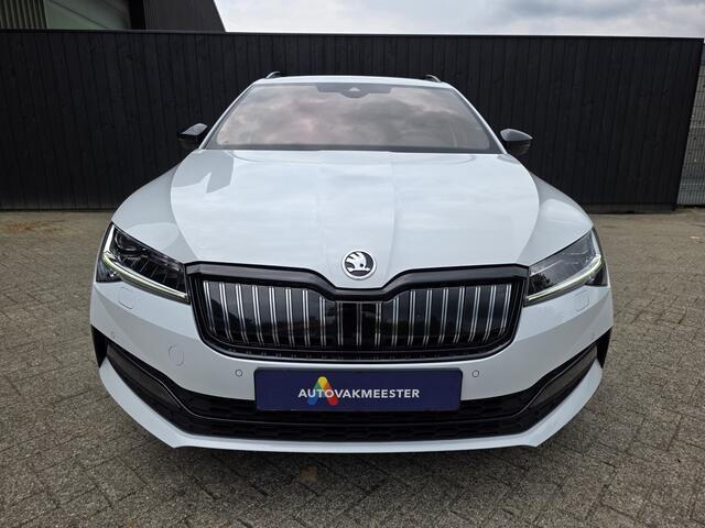 Skoda SUPERB Combi 1.4 TSI iV Sportline Business