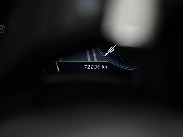 Skoda SUPERB Combi 1.4 TSI iV 218 pk DSG Sportline Business | Panoramadak | Trekhaak | Geheugenstoelen | Navigatie Columbus | Achteruitrijcamera