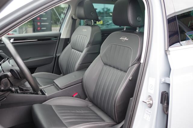 Skoda SUPERB Combi 1.4 TSI iV Laurin & Klement 218 PK PHEV, Leder, Panoramadak, Trekhaak, DCC,