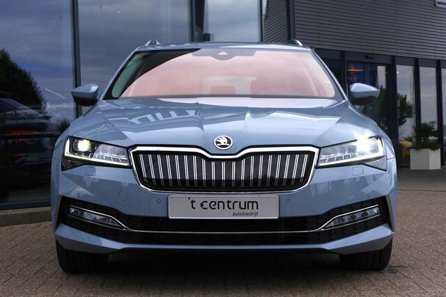Skoda SUPERB Combi 1.4 TSI iV Laurin & Klement 218 PK PHEV, Leder, Panoramadak, Trekhaak, DCC,