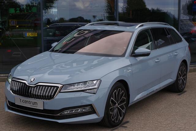 Skoda SUPERB Combi 1.4 TSI iV Laurin & Klement 218 PK PHEV, Leder, Panoramadak, Trekhaak, DCC,
