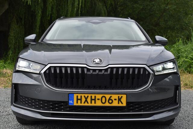 Skoda SUPERB Combi 1.5 TSI 150PK DSG MHEV BUSINESS CAMERA | MASSAGE | 4x STOELVERW.