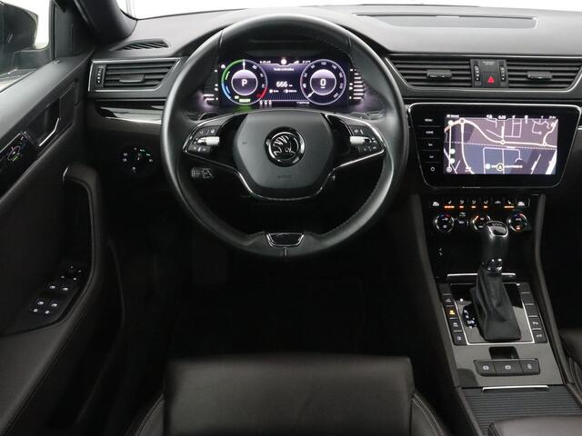Skoda SUPERB 1.4 TSI iV Laurin & Klement | Leder | Trekhaak | Adaptive cruise | Stoelverwarming | Canton Sound | Virtual Cockpit | Navigatie | Memory | Achterbankverwarming | Full LED | Keyless | Carplay | PHEV