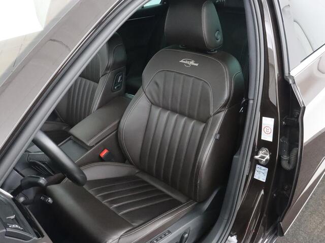 Skoda SUPERB 1.4 TSI iV Laurin & Klement | Leder | Trekhaak | Adaptive cruise | Stoelverwarming | Canton Sound | Virtual Cockpit | Navigatie | Memory | Achterbankverwarming | Full LED | Keyless | Carplay | PHEV