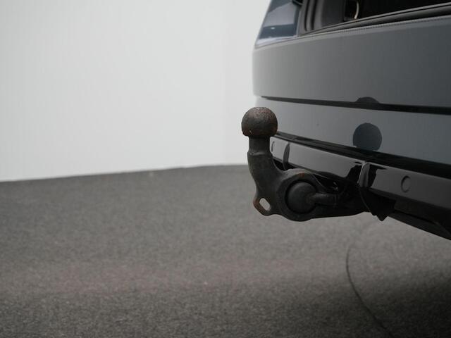 Skoda SUPERB Combi 1.4 TSI iV 218 pk DSG Sportline Business | Panoramadak | Trekhaak | Geheugenstoelen | Navigatie Columbus | Rondomzicht camera | Canton