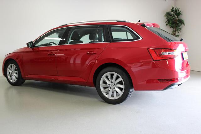 Skoda SUPERB Combi 2.0 TDI Business Edition | CANTON-AUDIO | 150PK | STOEL-VERW | ACC | BLINDSPOT | KEYLESS | E-KLEP |