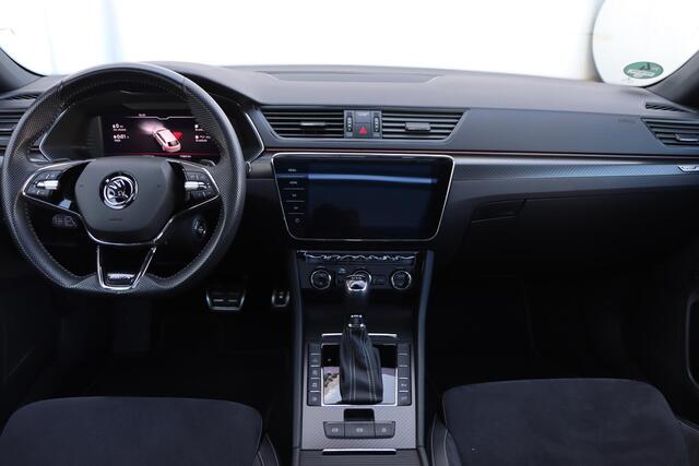 Skoda SUPERB Combi 1.4 TSI iV Sportline Business
